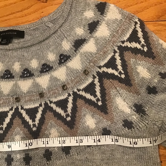 Sweater - Picture 5 of 8
